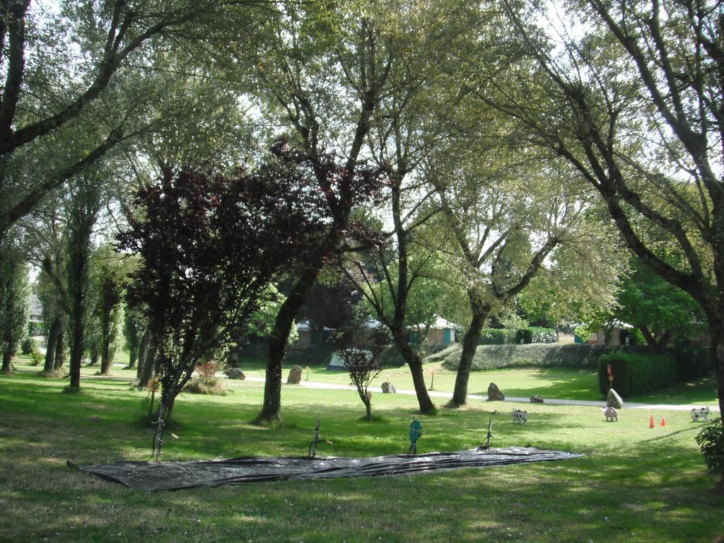 Camping Les Tournesols Sillé-le-Guillaume Εξωτερικό φωτογραφία