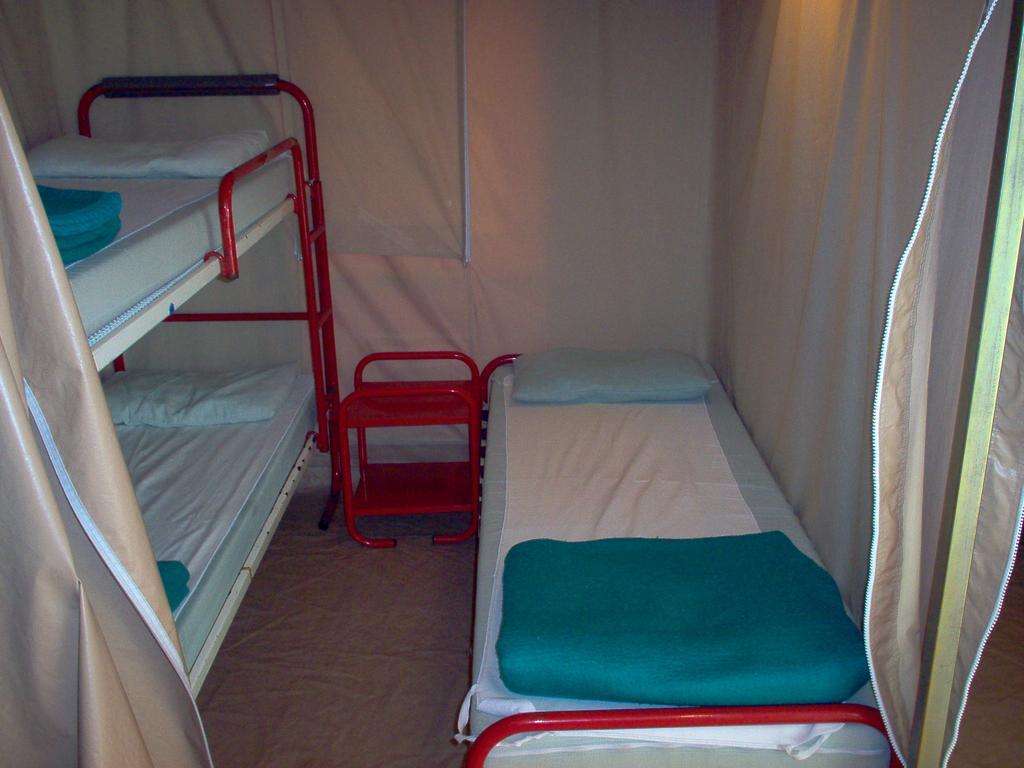 Camping Les Tournesols Sillé-le-Guillaume Εξωτερικό φωτογραφία