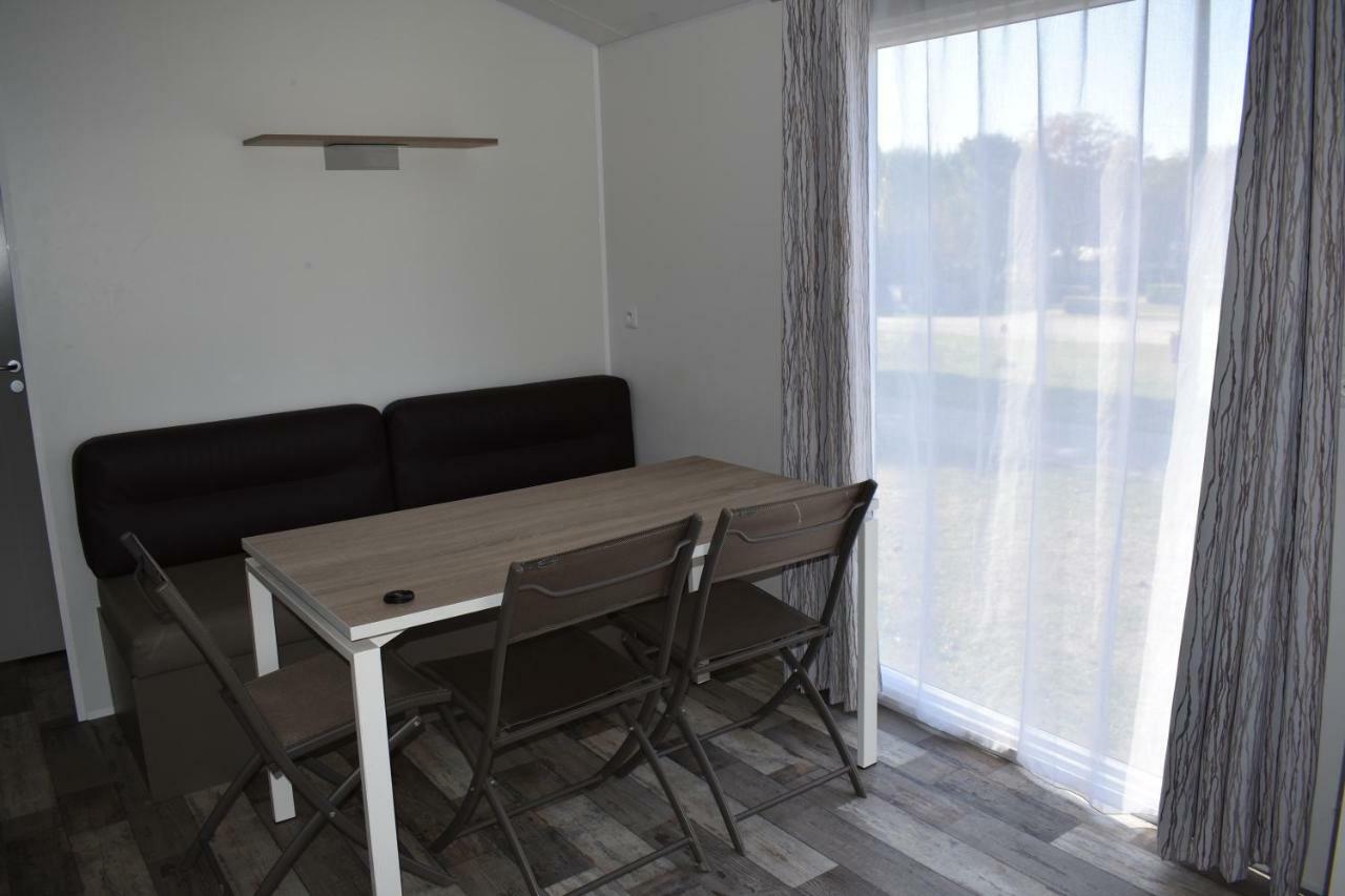 Camping Les Tournesols Sillé-le-Guillaume Εξωτερικό φωτογραφία