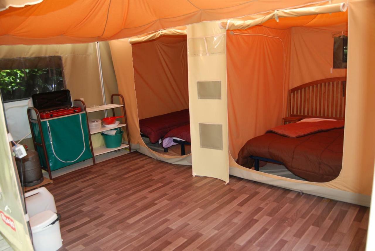 Camping Les Tournesols Sillé-le-Guillaume Εξωτερικό φωτογραφία