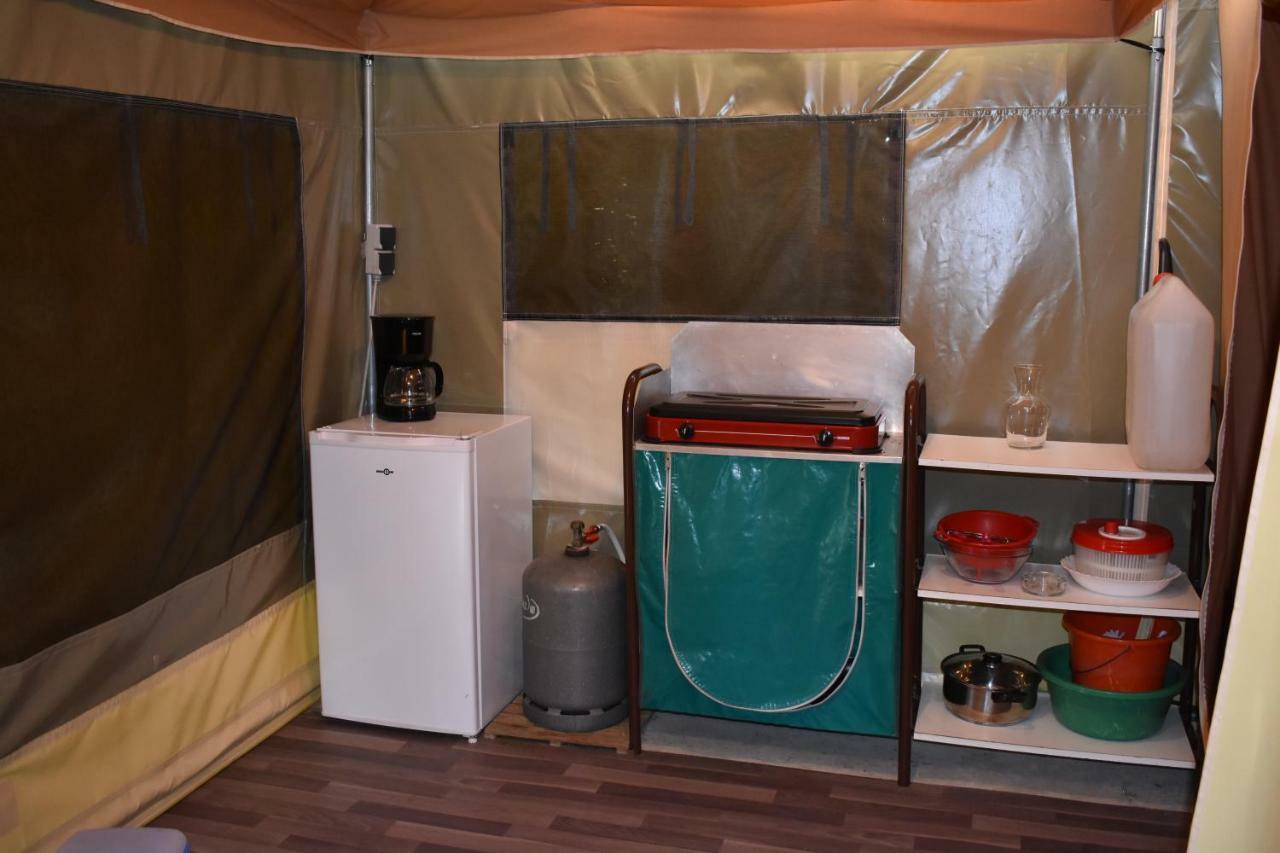 Camping Les Tournesols Sillé-le-Guillaume Εξωτερικό φωτογραφία